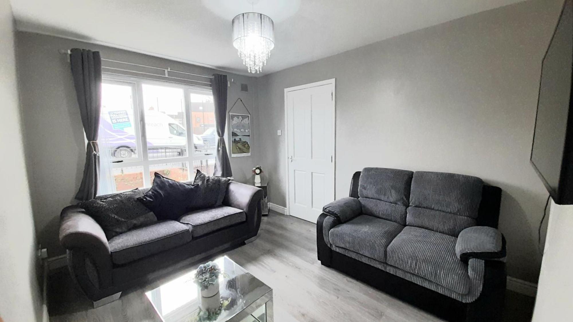 293 Holiday Home- Free On Site Parking Belfast Eksteriør billede