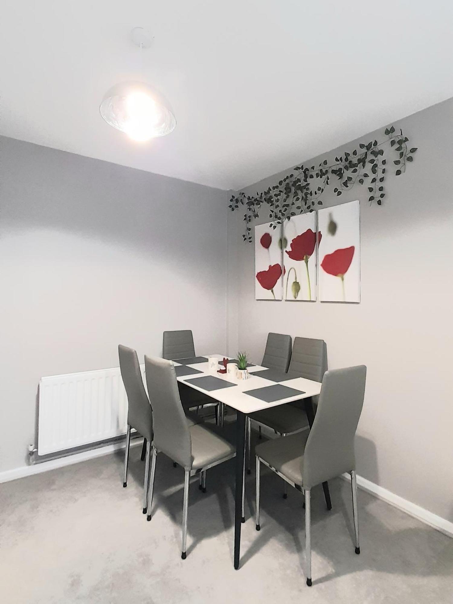 293 Holiday Home- Free On Site Parking Belfast Eksteriør billede