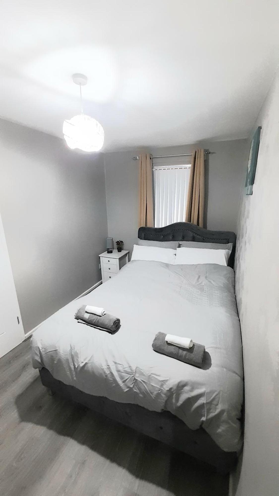 293 Holiday Home- Free On Site Parking Belfast Eksteriør billede