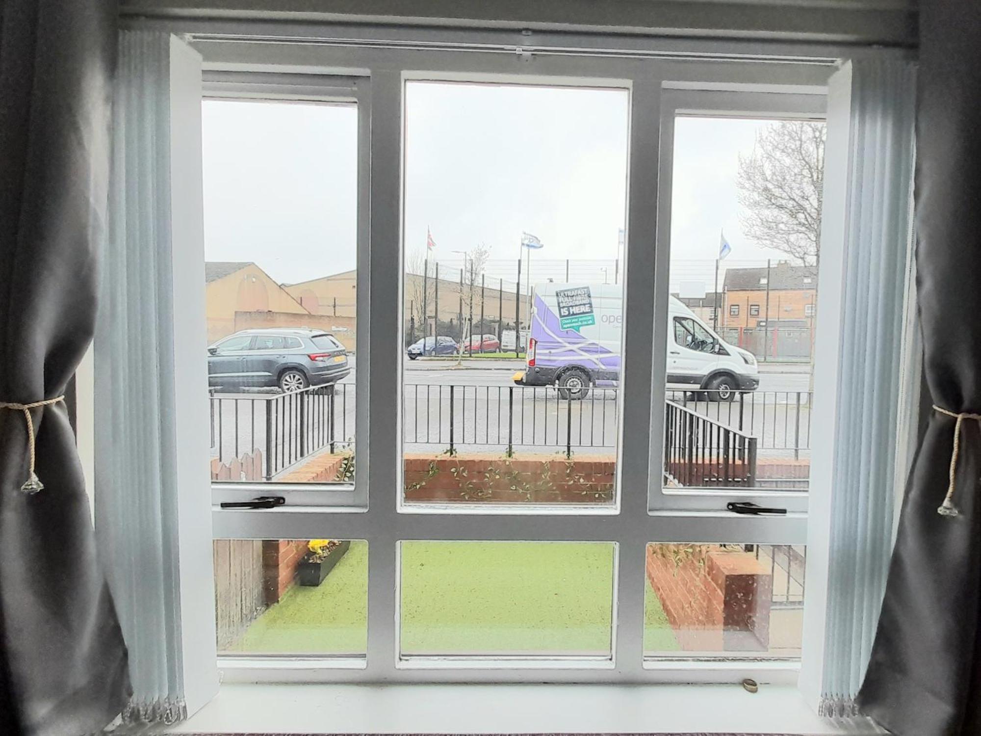 293 Holiday Home- Free On Site Parking Belfast Eksteriør billede