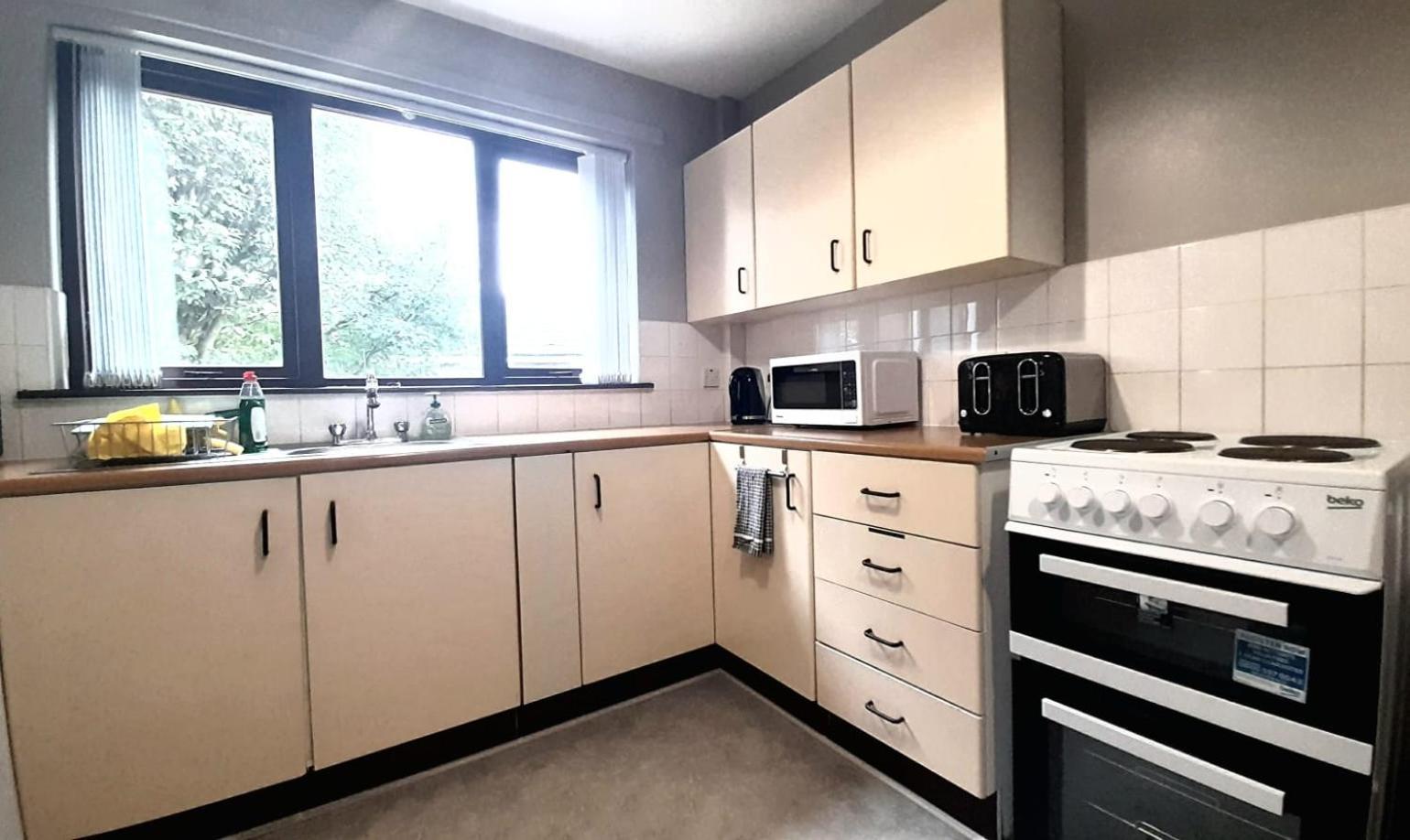 293 Holiday Home- Free On Site Parking Belfast Eksteriør billede