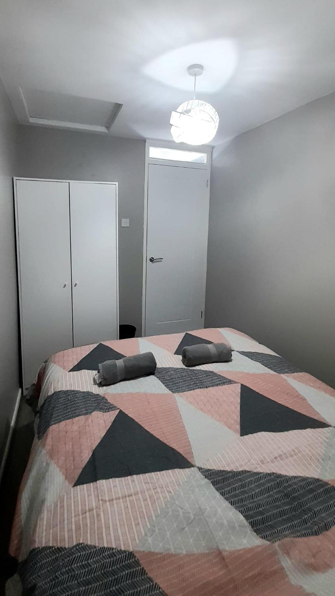 293 Holiday Home- Free On Site Parking Belfast Eksteriør billede